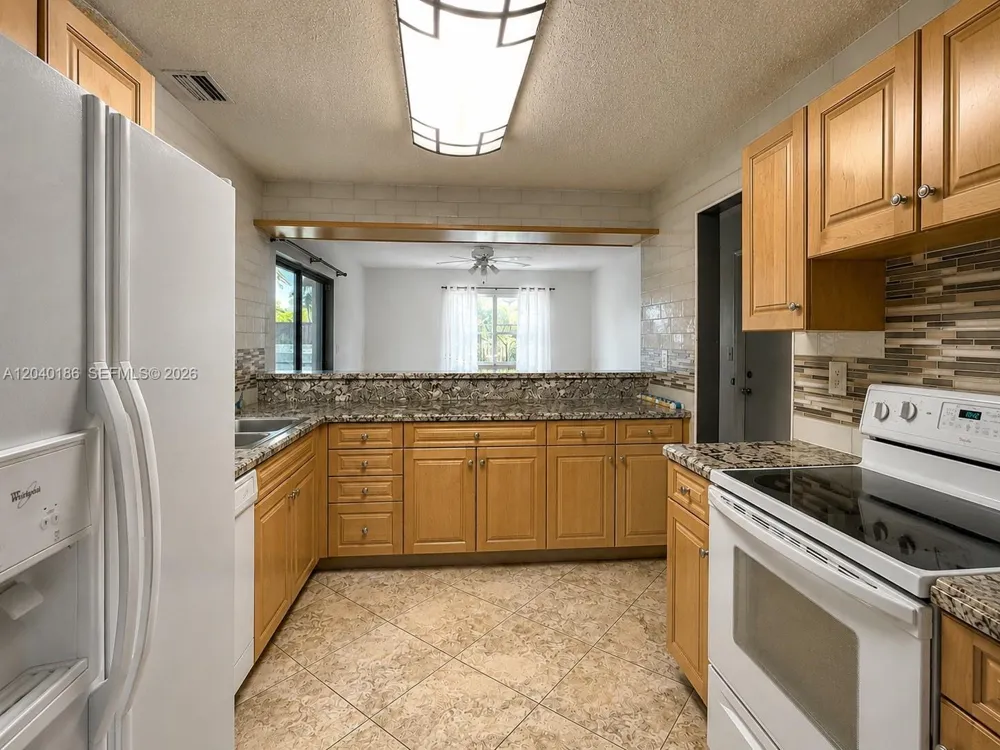 4817 SW 120th Ave Cooper City, FL 33330