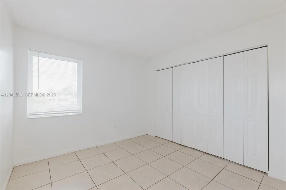 2020 NW 119th St #1122 Miami, FL 33167