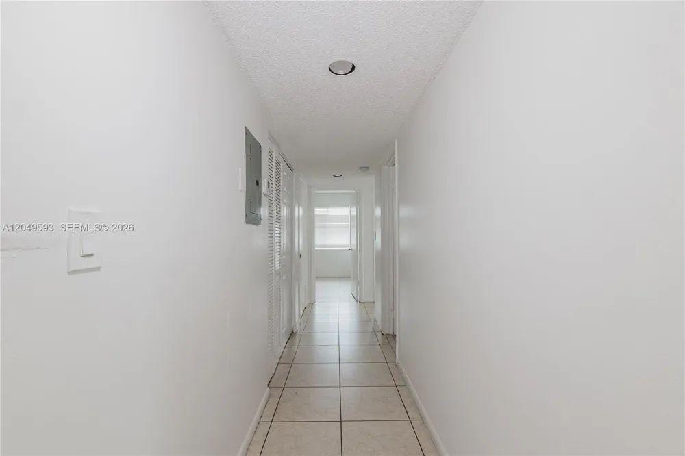 2020 NW 119th St #1122 Miami, FL 33167