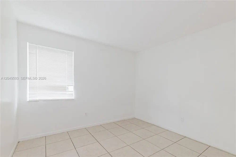 2020 NW 119th St #1122 Miami, FL 33167