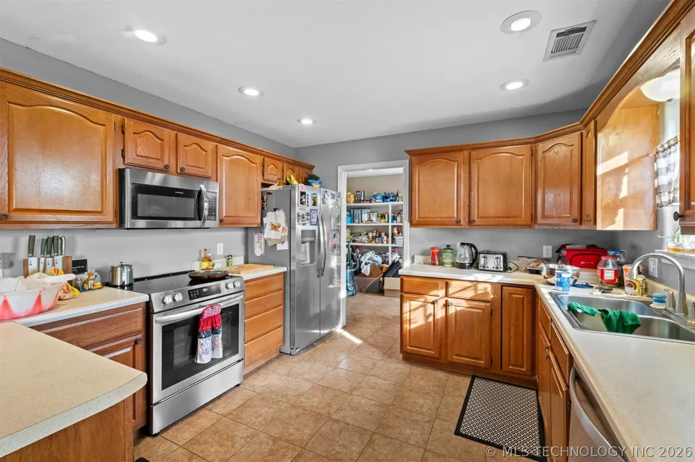 470242 E 680 ROAD Westville, OK 74965