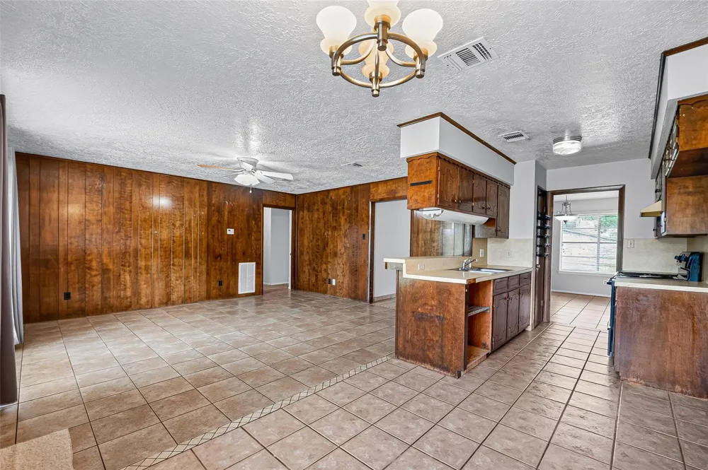 3602 Cedarcrest Drive Pasadena, TX 77503