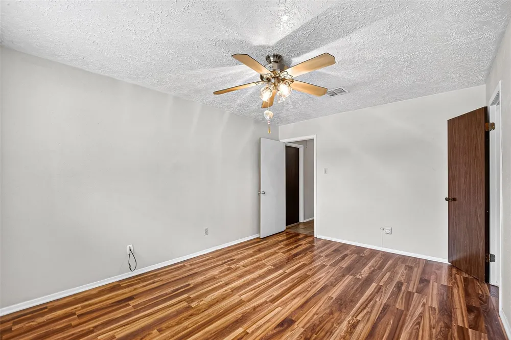 3602 Cedarcrest Drive Pasadena, TX 77503