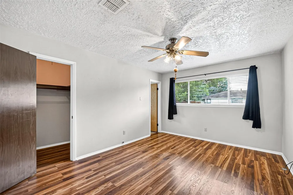 3602 Cedarcrest Drive Pasadena, TX 77503