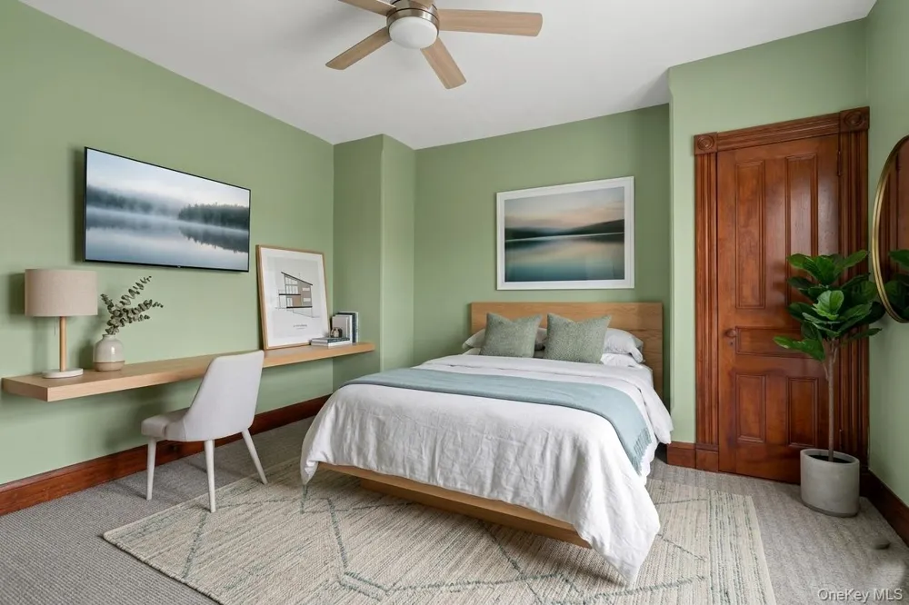 83 Edgemere Avenue Greenwood Lake, NY 10925