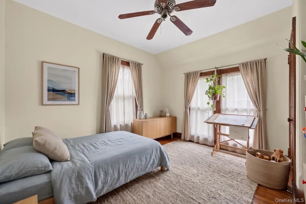 83 Edgemere Avenue Greenwood Lake, NY 10925