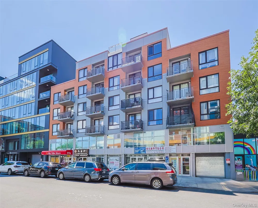 35-20 146th Street #3D Flushing, NY 11354