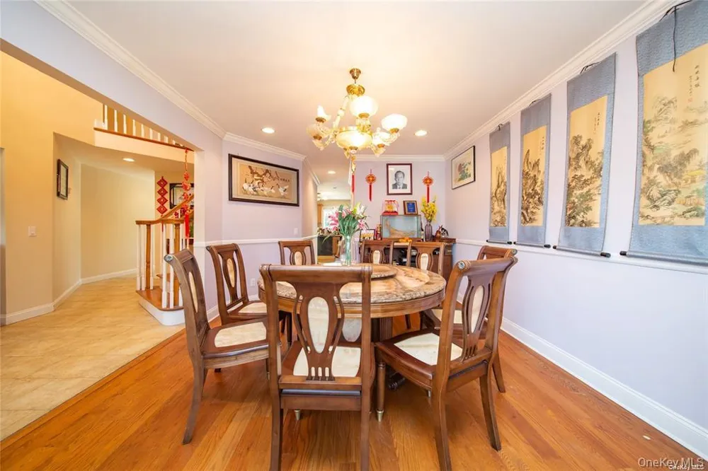 66 Maple Street #A Roslyn Heights, NY 11577