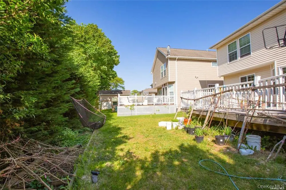 66 Maple Street #A Roslyn Heights, NY 11577