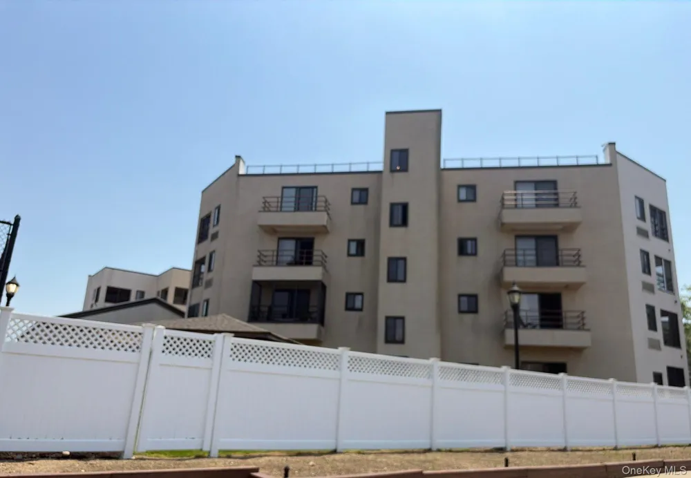 725 Miller Avenue #238 Freeport, NY 11520