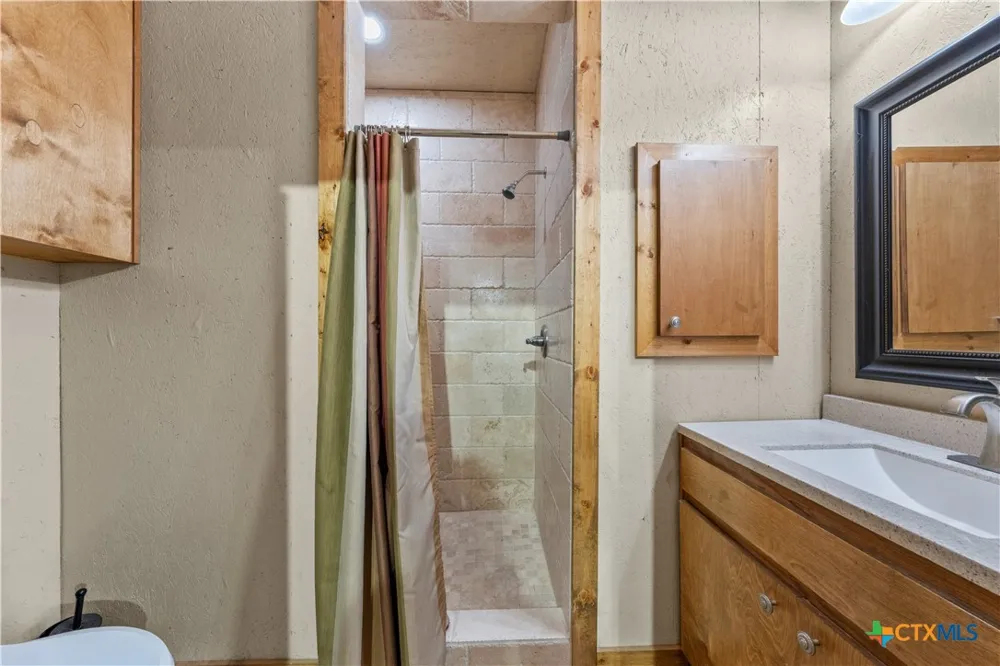 8184 Fm 2843 Salado, TX 76571