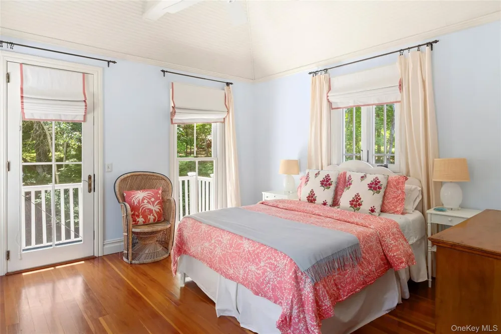 11 Prospect Avenue Shelter Island Heights, NY 11965