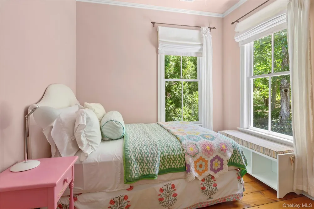 11 Prospect Avenue Shelter Island Heights, NY 11965