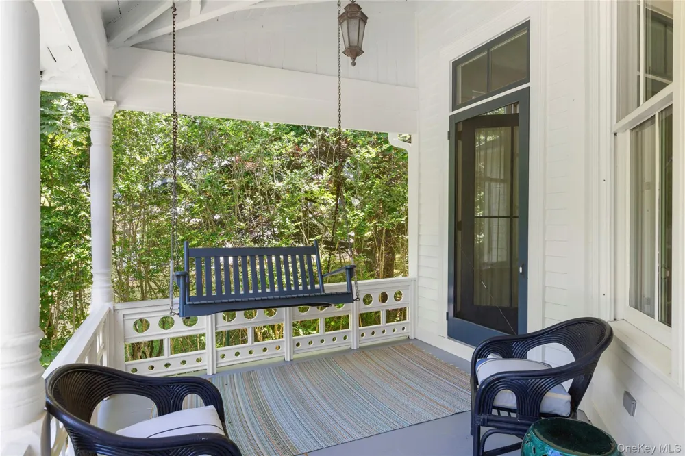 11 Prospect Avenue Shelter Island Heights, NY 11965