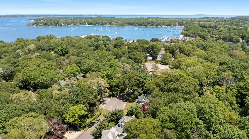 11 Prospect Avenue Shelter Island Heights, NY 11965