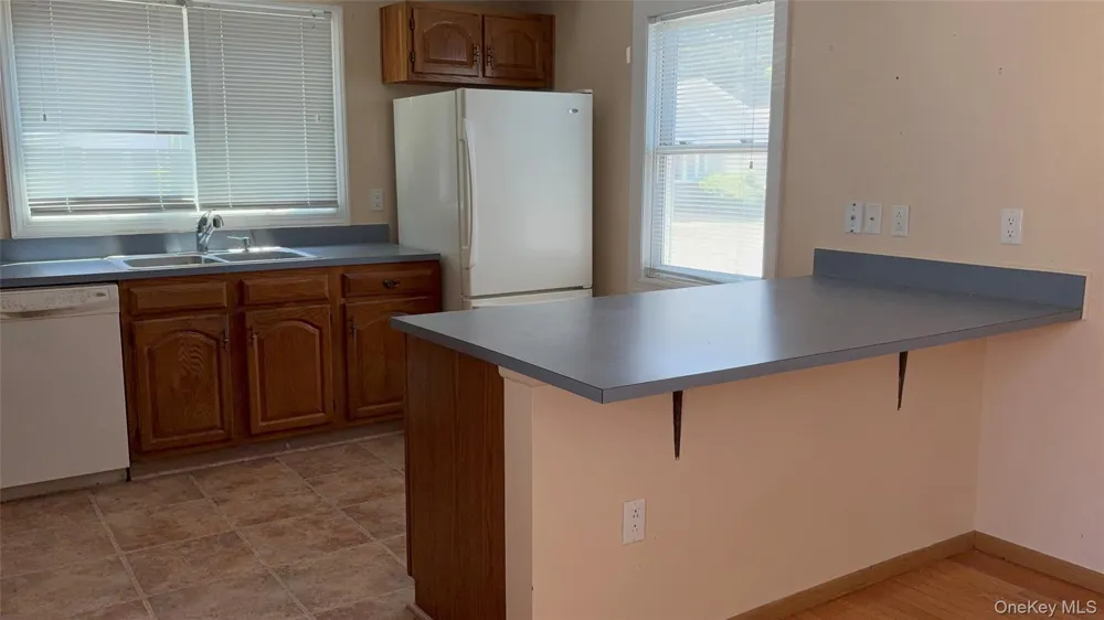 5131 Village Circle E Manorville, NY 11949