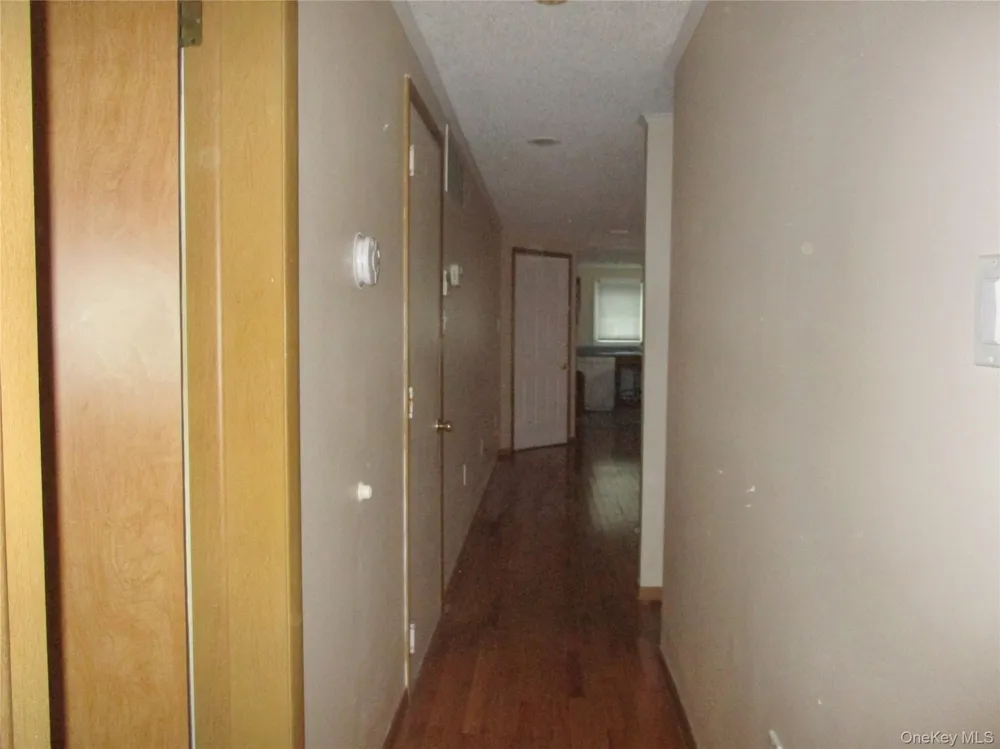 5131 Village Circle E Manorville, NY 11949