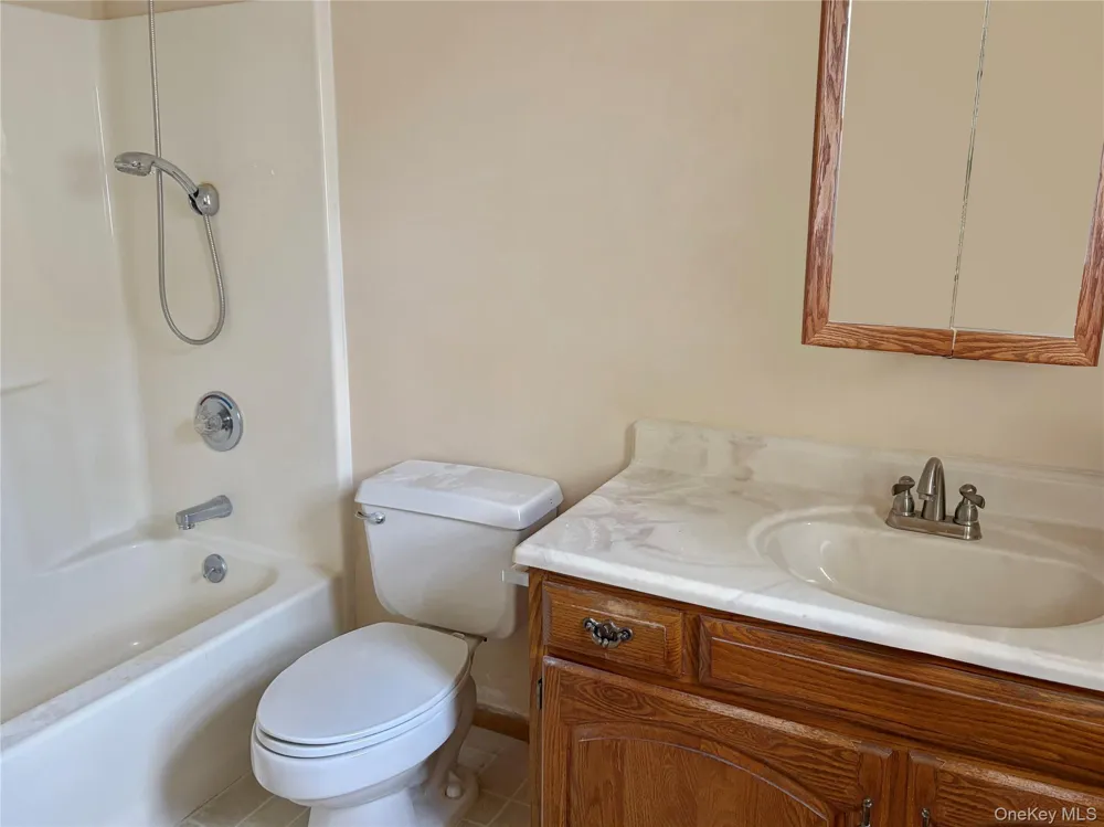 5131 Village Circle E Manorville, NY 11949