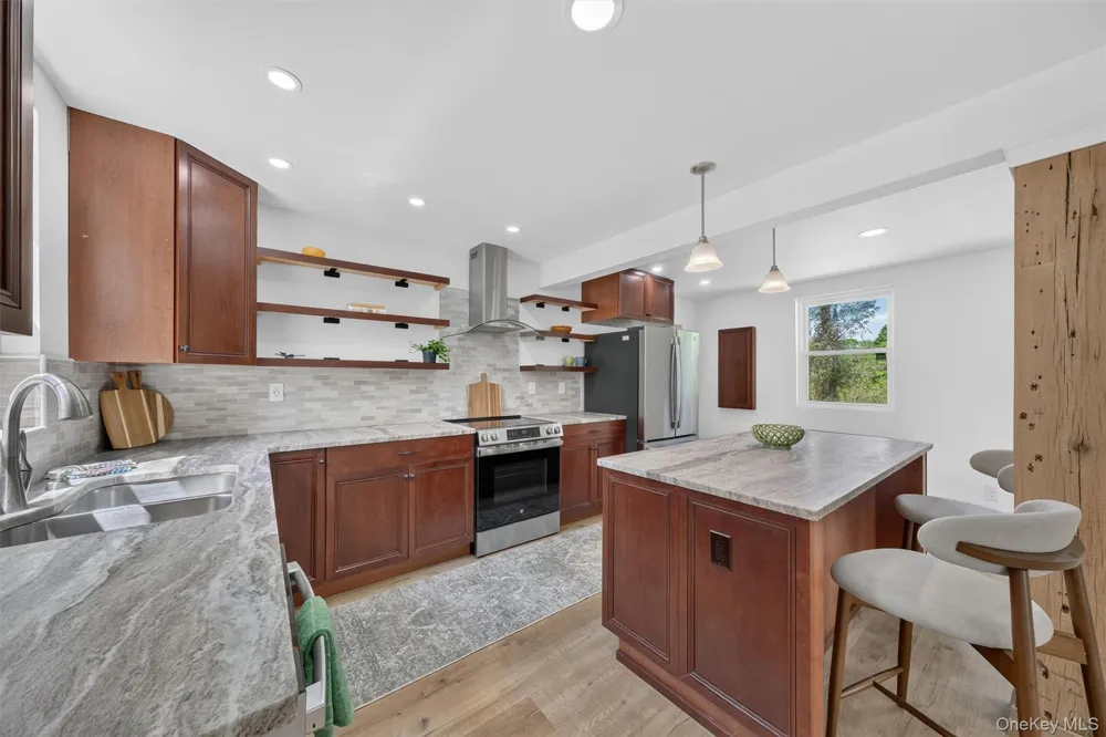 262 Linden Avenue Red Hook, NY 12571