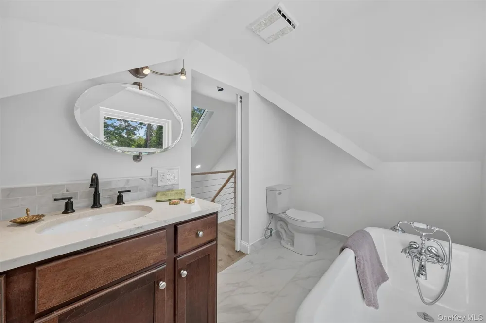 262 Linden Avenue Red Hook, NY 12571