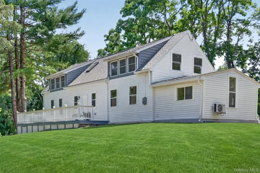 262 Linden Avenue Red Hook, NY 12571