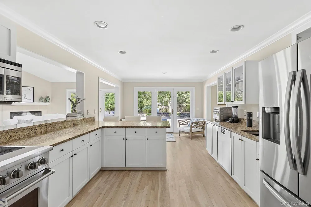 9 Rosebud Lane East Quogue, NY 11942