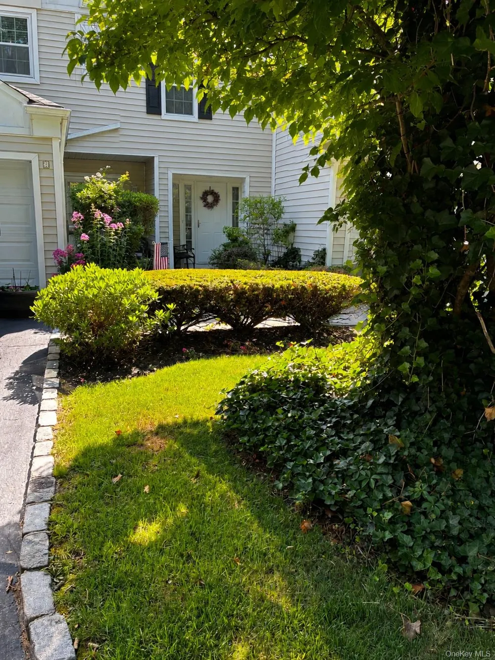 3 Pidgeon Court Manorville, NY 11949