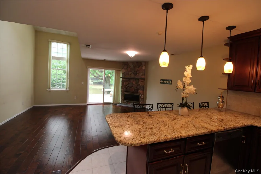 3 Pidgeon Court Manorville, NY 11949