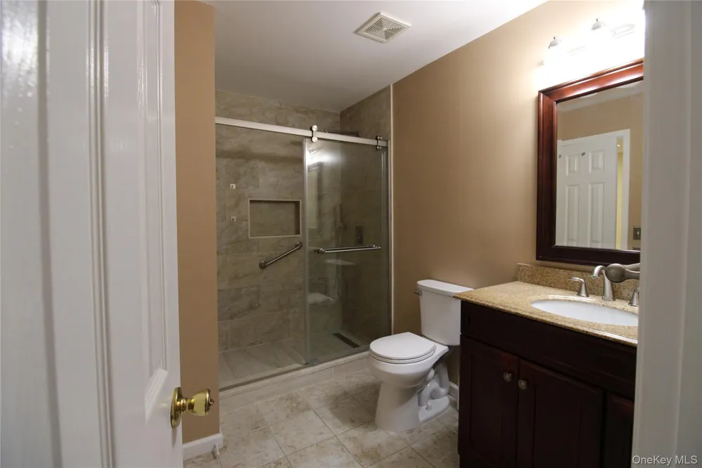 3 Pidgeon Court Manorville, NY 11949