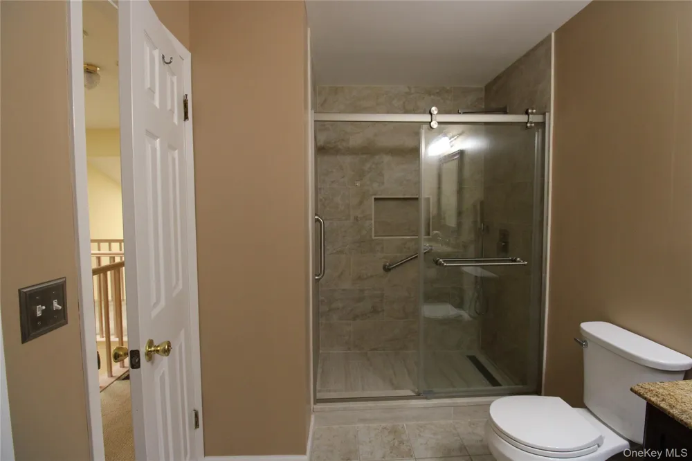 3 Pidgeon Court Manorville, NY 11949