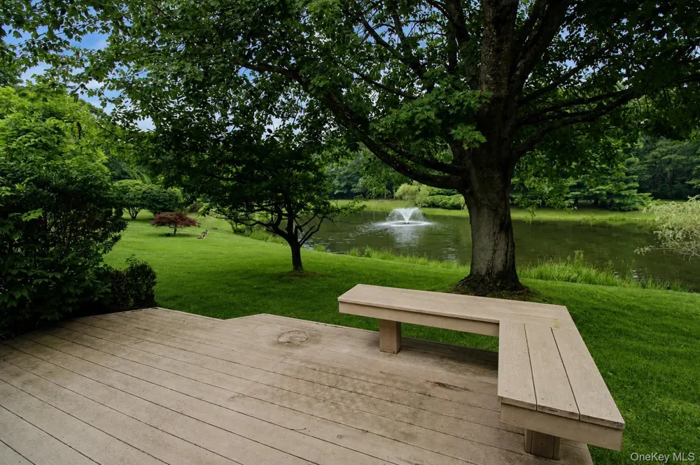 3 Pidgeon Court Manorville, NY 11949
