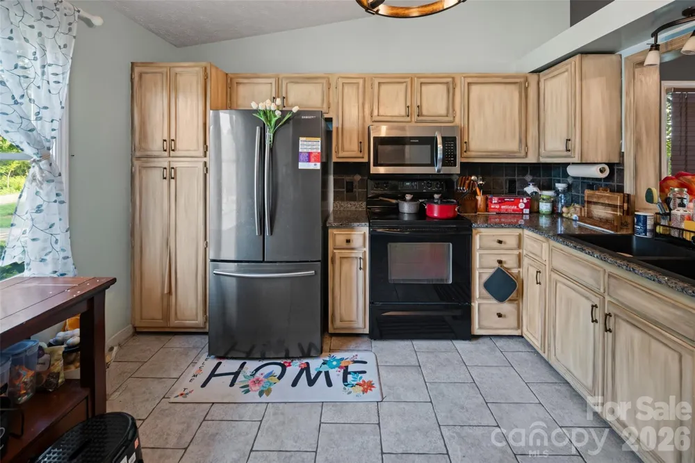 2114 Margaret Drive Mount Airy, NC 27030