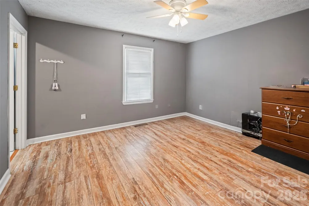2114 Margaret Drive Mount Airy, NC 27030