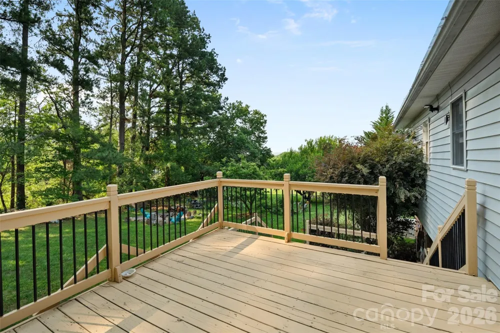 2114 Margaret Drive Mount Airy, NC 27030