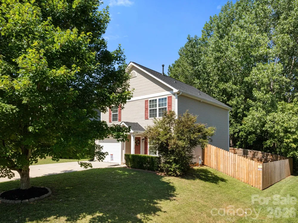 1429 River Run Road Lowell, NC 28098
