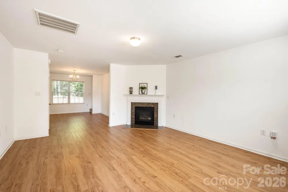 1429 River Run Road Lowell, NC 28098