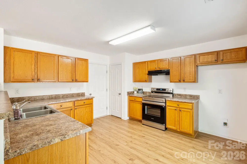 1429 River Run Road Lowell, NC 28098