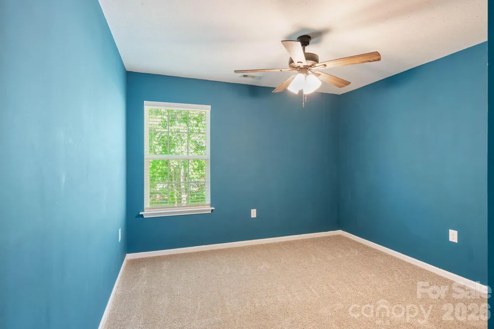 1429 River Run Road Lowell, NC 28098
