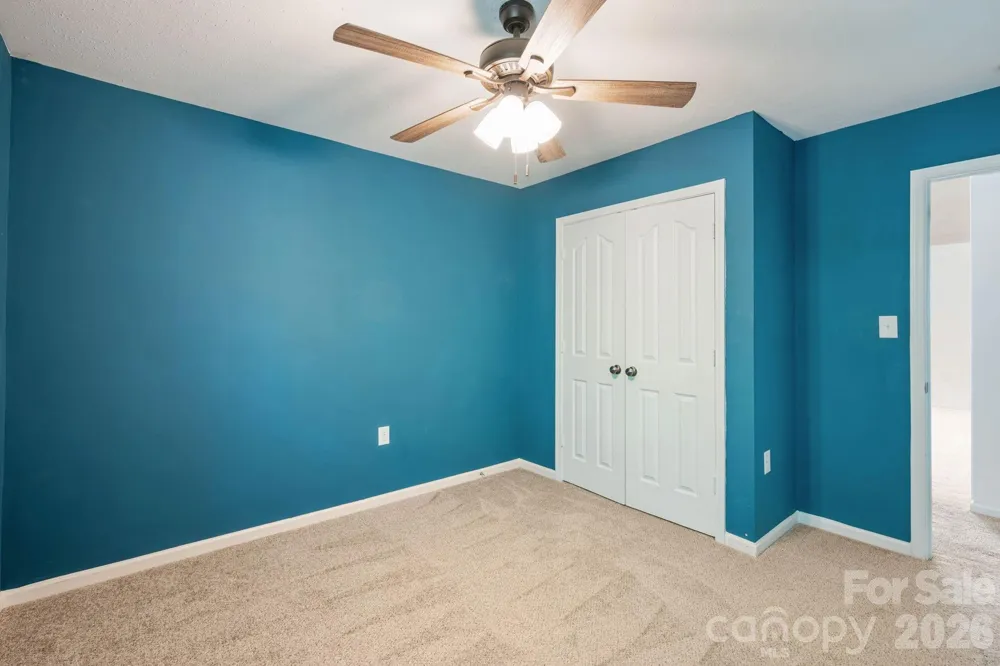 1429 River Run Road Lowell, NC 28098