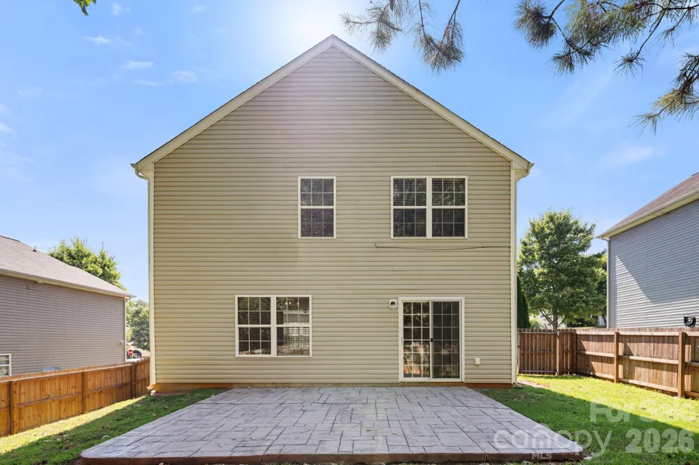 1429 River Run Road Lowell, NC 28098