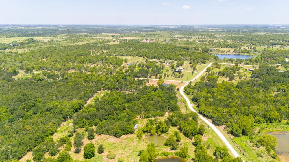 SE CR 2383 Wortham, TX 76693