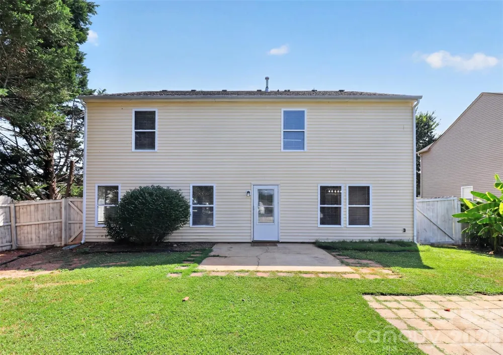 209 Farm Springs Drive Mount Holly, NC 28120