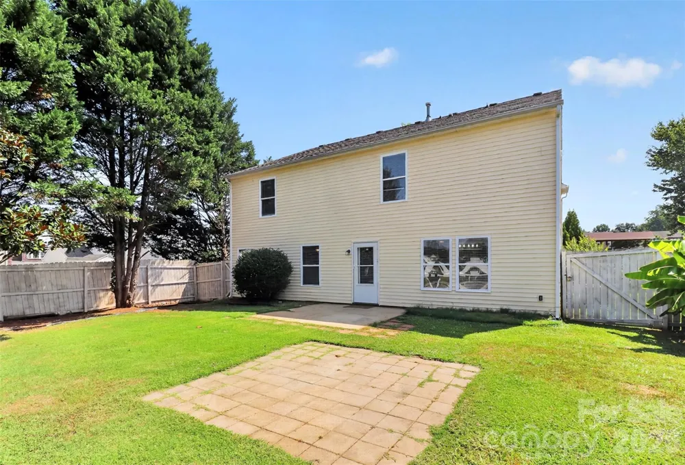209 Farm Springs Drive Mount Holly, NC 28120