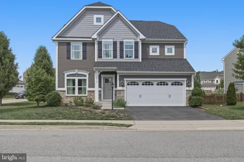 215 MONUMENT DRIVE