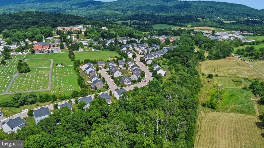 215 MONUMENT DRIVE Boonsboro, MD 21713