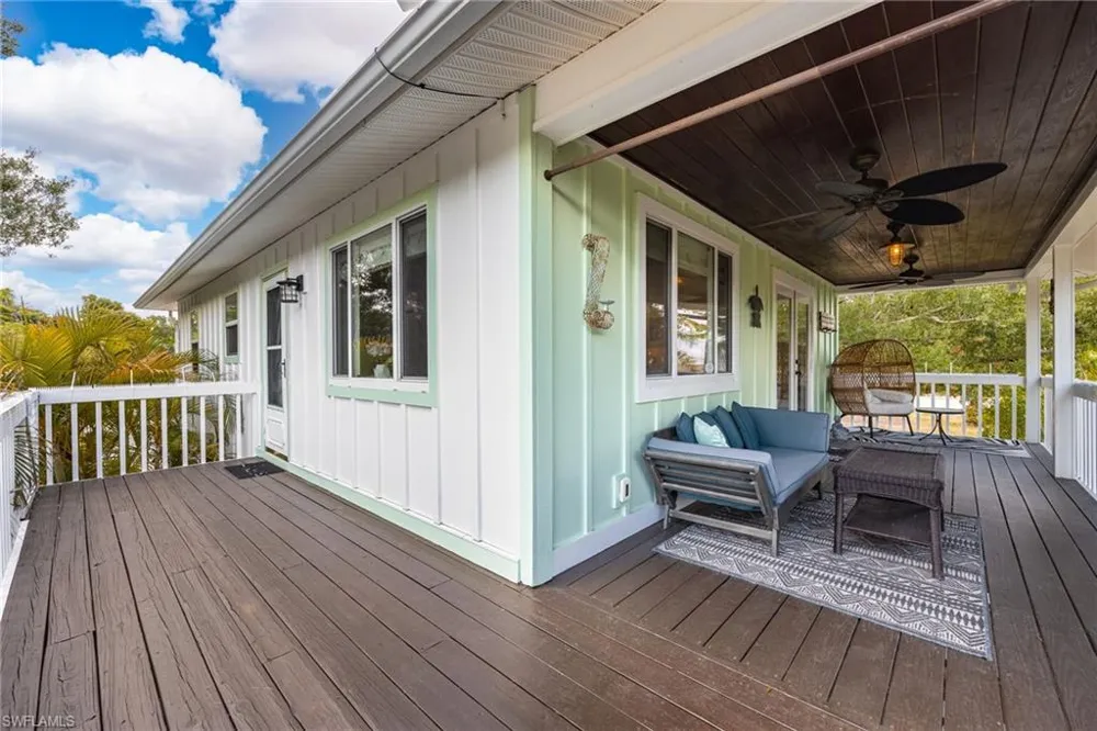 8787 Kodiak Lane St. James City, FL 33956
