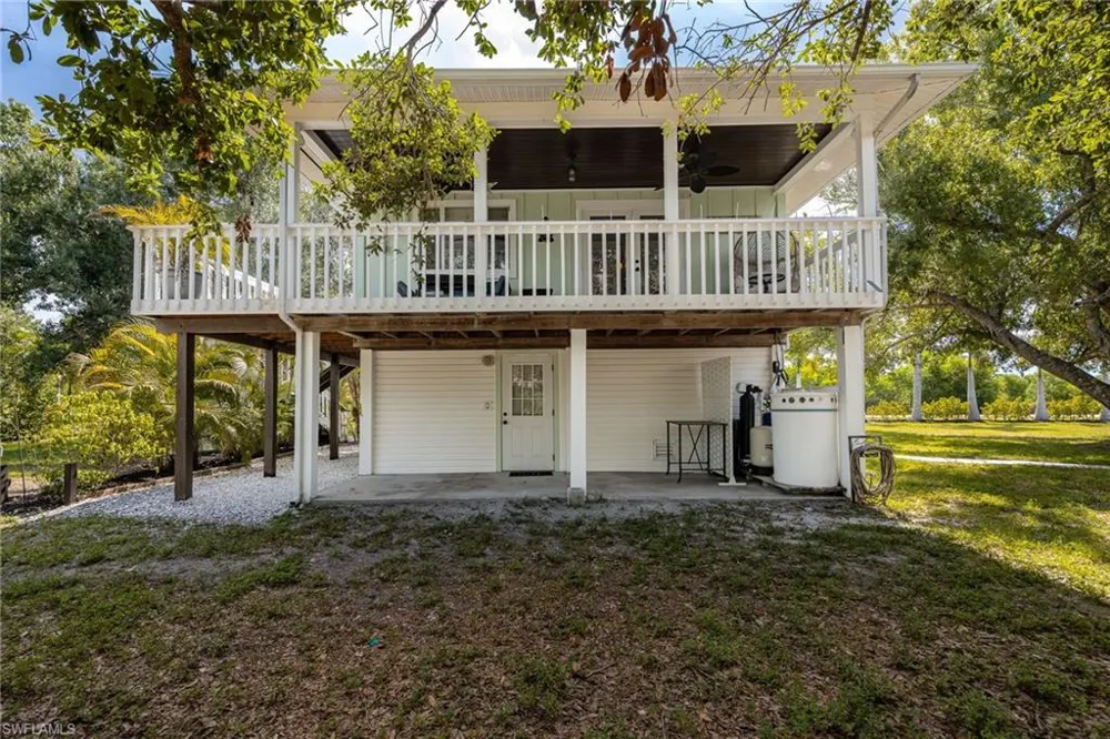 8787 Kodiak Lane St. James City, FL 33956