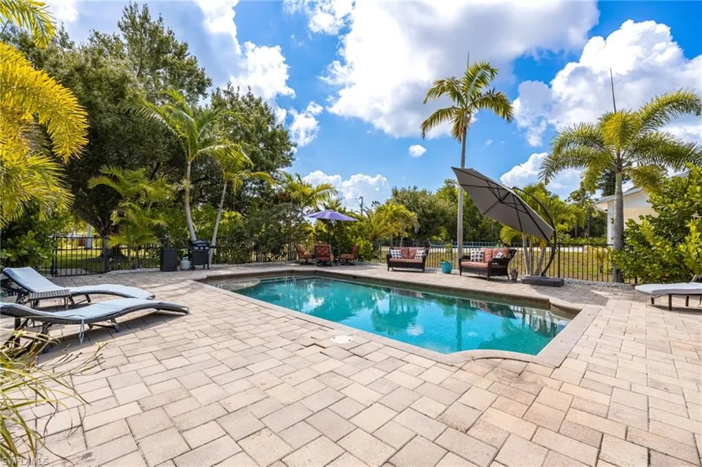 8787 Kodiak Lane St. James City, FL 33956