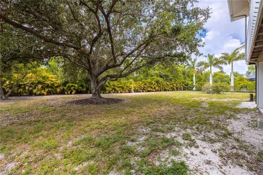 8787 Kodiak Lane St. James City, FL 33956