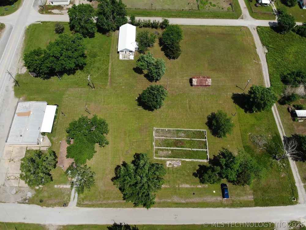 116 E 4th Street Wynona, OK 74084